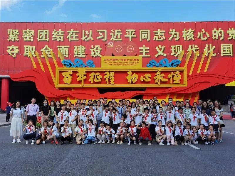 黄色小人推箱子